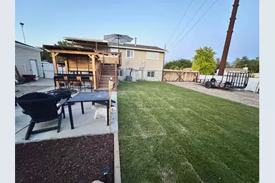 7598 S 2290 W, West Jordan, UT 84084 - Photo 36
