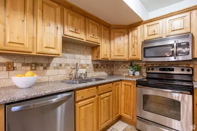 1680 Upper Ironhorse Loop #D3, Park City, UT 84060 - Photo 6