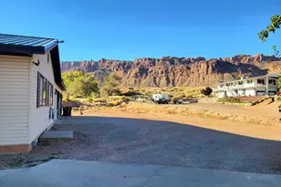 1436 Spanish Valley, Moab, UT 84532 - Photo 20