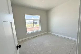 3639 S Macy Ln, West Haven, UT 84401 - Photo 38