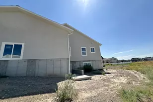 3639 S Macy Ln, West Haven, UT 84401 - Photo 14