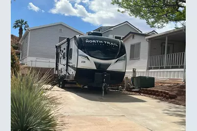 840 N Twin Lakes Dr #228, Saint George, UT 84770 - Photo 2