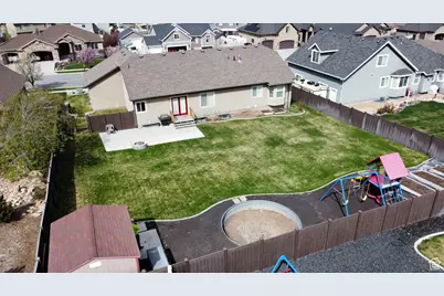 379 S 1370 E, Tooele, UT 84074 - Photo 44