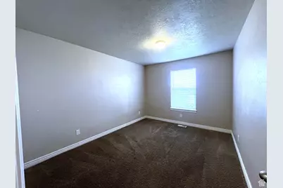 379 S 1370 E, Tooele, UT 84074 - Photo 20