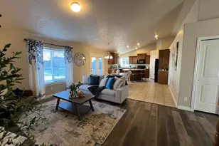 379 S 1370 E, Tooele, UT 84074 - Photo 2