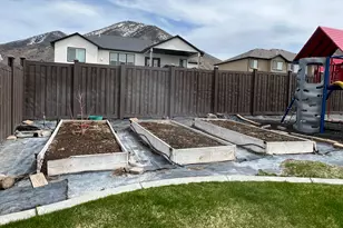 379 S 1370 E, Tooele, UT 84074 - Photo 38