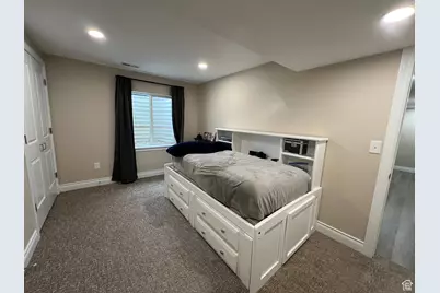 379 S 1370 E, Tooele, UT 84074 - Photo 30