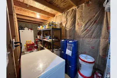 379 S 1370 E, Tooele, UT 84074 - Photo 32