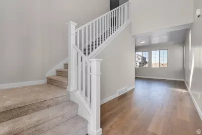 6624 W Prairie Fire Ln, Herriman, UT 84096 - Photo 4