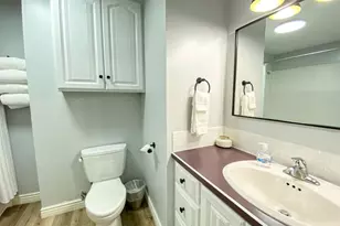 929 N Harbor Village Dr E, Garden City, UT 84028 - Photo 14