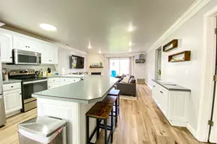 929 N Harbor Village Dr E, Garden City, UT 84028 - Photo 8