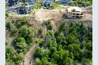 9472 S Granite Trail Ln #391, Cottonwood Heights, UT 84092 - Photo 2