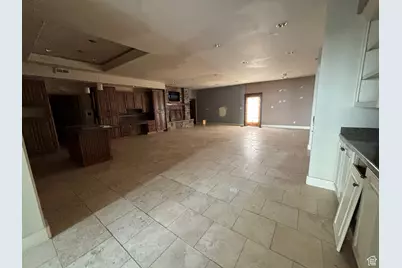 1366 S 400 W, Salt Lake City, UT 84115 - Photo 10