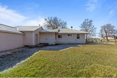 80 W 300 S, Lewiston, UT 84320 - Photo 4