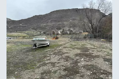 2570 N Mountain Rd, North Ogden, UT 84414 - Photo 4