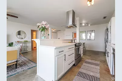 777 E South Temple S #6F, Salt Lake City, UT 84102 - Photo 12