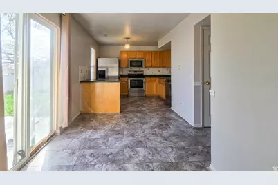 1397 W Archmore Dr, Springville, UT 84663 - Photo 4