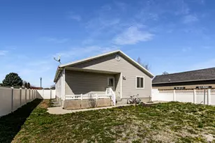 1050 N 100 W, Orem, UT 84057 - Photo 24