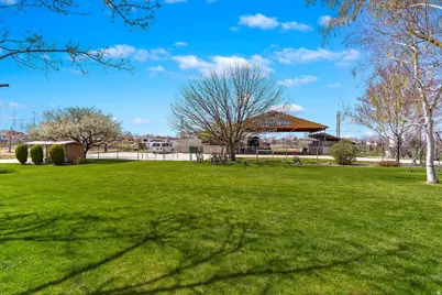 5321 S 3100 W, Roy, UT 84067 - Photo 10