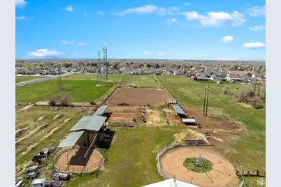 5321 S 3100 W, Roy, UT 84067 - Photo 6