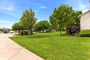 5321 S 3100 W, Roy, UT 84067 - Photo 8