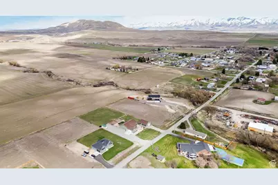 244 W 200 N #17, Newton, UT 84327 - Photo 6