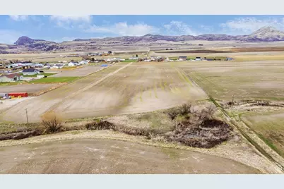 244 W 200 N #17, Newton, UT 84327 - Photo 4