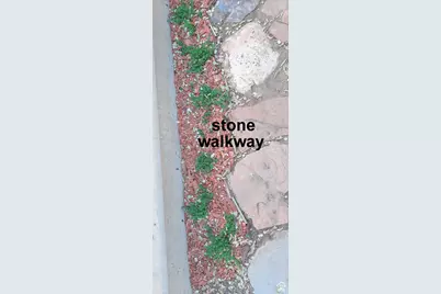 338 E 100 N, Moab, UT 84532 - Photo 32