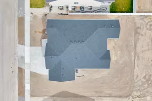 1992 E Burger St, Lake Point, UT 84074 - Photo 32