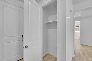 2003 E Burger St, Lake Point, UT 84074 - Photo 12