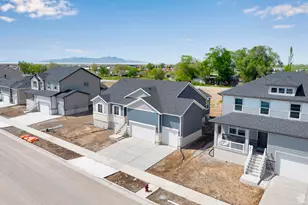 2003 E Burger St, Lake Point, UT 84074 - Photo 32