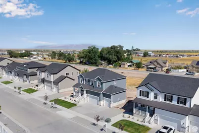 2041 E Burger St #1245, Lake Point, UT 84074 - Photo 12