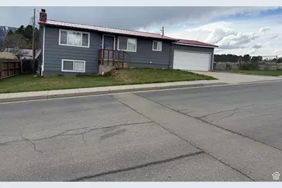 264 S Latigo Loop, Monticello, UT 84535 - Photo 2