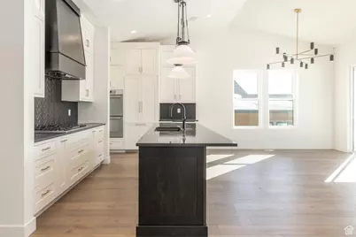 496 E Kayak Dr #306, Hideout, UT 84036 - Photo 8