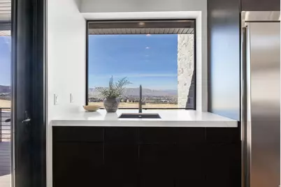 863 N Emery Ln, Elk Ridge, UT 84651 - Photo 14