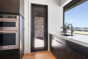 863 N Emery Ln, Elk Ridge, UT 84651 - Photo 6