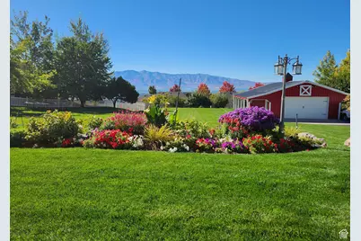 1075 Grandview Dr, Providence, UT 84332 - Photo 1
