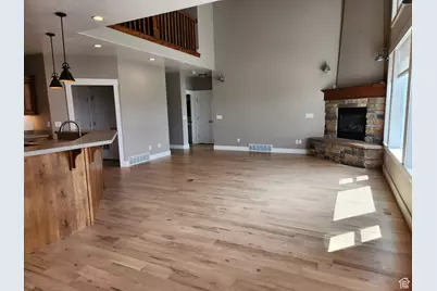 1075 Grandview Dr, Providence, UT 84332 - Photo 24