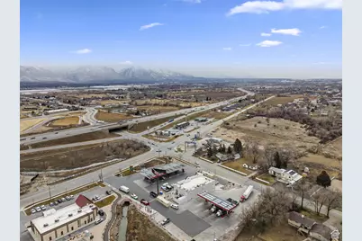 377 N 1900 W, Marriott-Slaterville City, UT 84404 - Photo 6