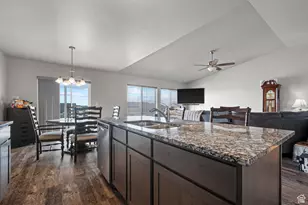 788 N Butte Ln, Grantsville, UT 84029 - Photo 2