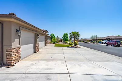 1024 Painted Cloud Pl, Washington, UT 84780 - Photo 6