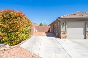 1024 Painted Cloud Pl, Washington, UT 84780 - Photo 48