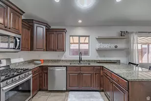 1024 Painted Cloud Pl, Washington, UT 84780 - Photo 22