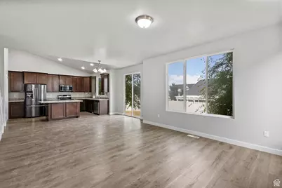 312 W Sapphire Dr, Tooele, UT 84074 - Photo 14