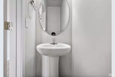 312 W Sapphire Dr, Tooele, UT 84074 - Photo 14