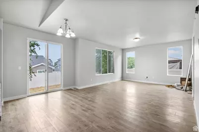 312 W Sapphire Dr, Tooele, UT 84074 - Photo 16