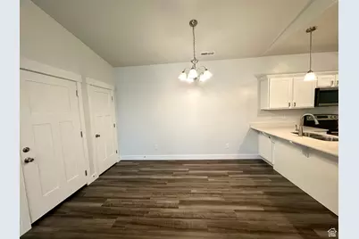 1813 W Newcastle Ln #303, Saratoga Springs, UT 84045 - Photo 8