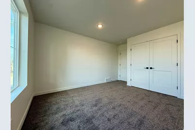 294 E 600 N, Tooele, UT 84074 - Photo 10