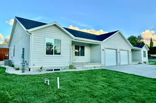 294 E 600 N, Tooele, UT 84074 - Photo 2