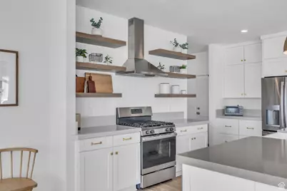 2948 S Puddle Ln, Saratoga Springs, UT 84045 - Photo 12